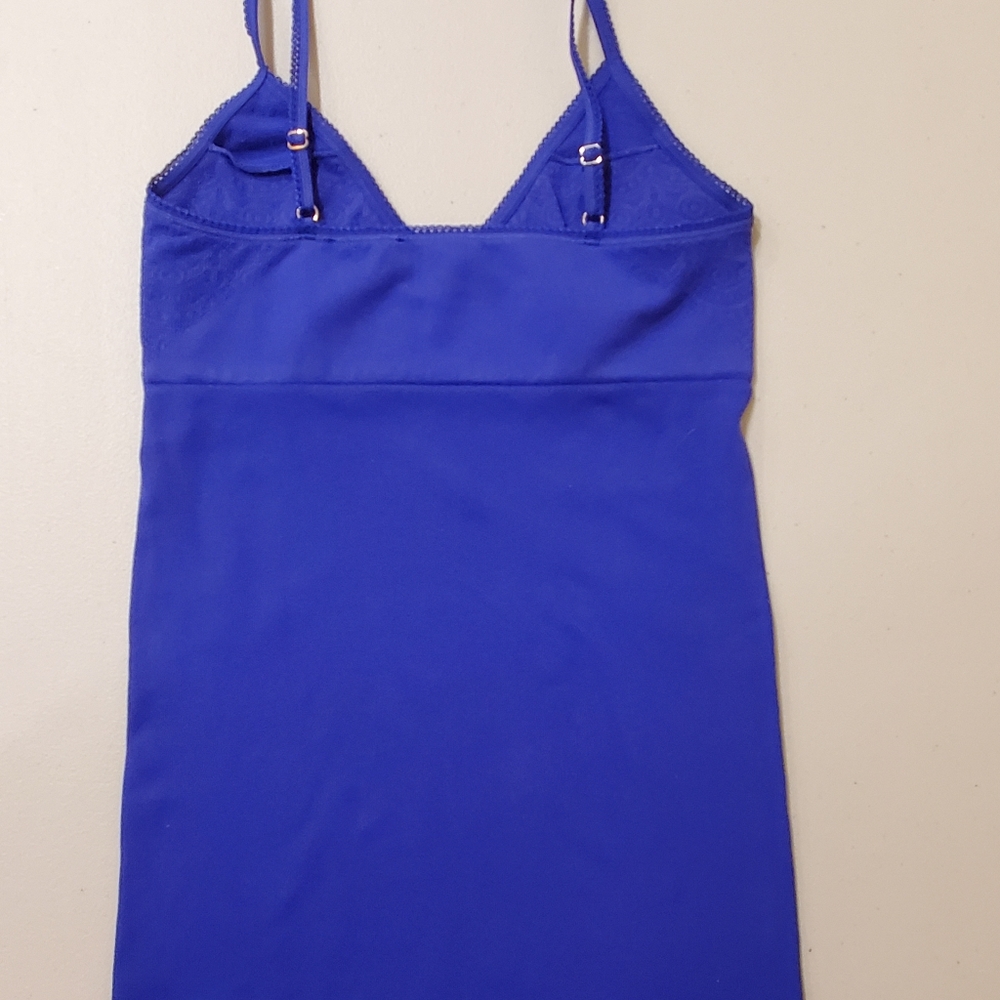 Tank top - Picture 2 of 3